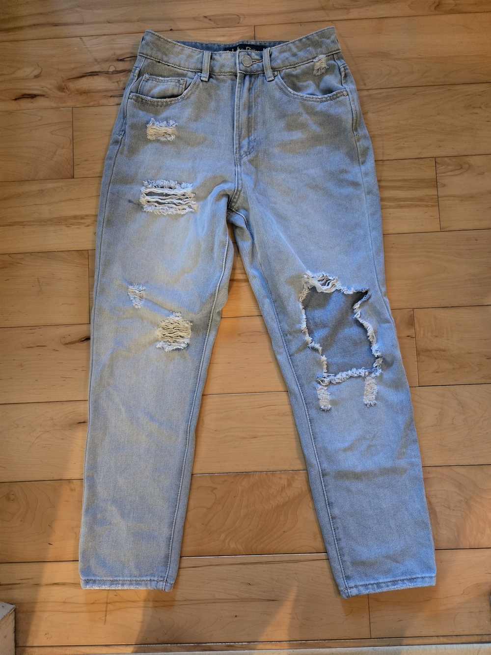 Light Blue Distressed Women’s Jeans